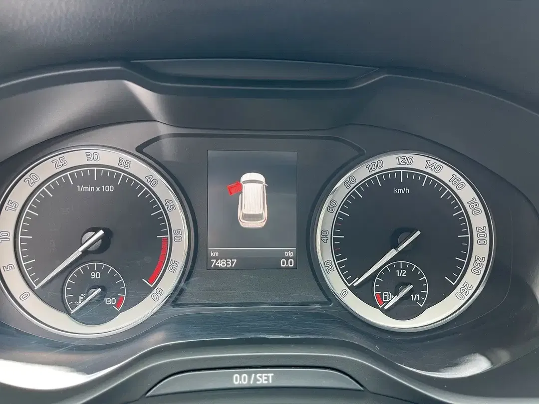 Skoda Kodiaq 2.0 TDI DSG 4x4 Tour - Thumbnail 11