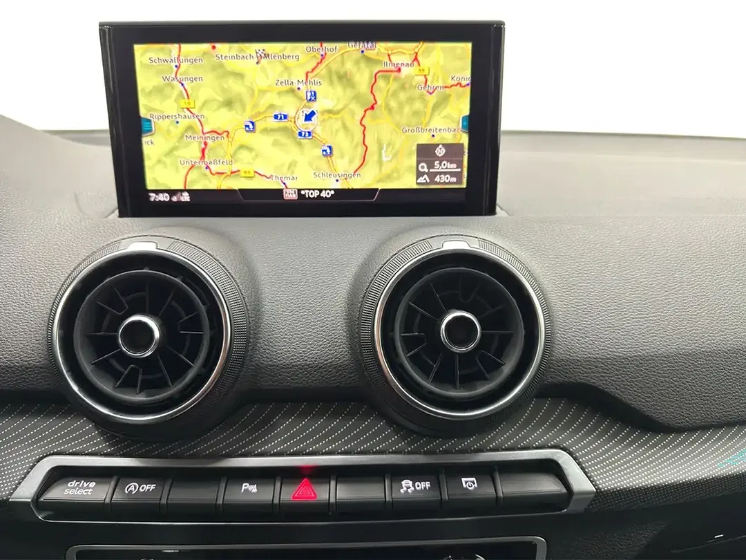 Audi SQ2 TFSI S tronic quattro Matrix LED - Thumbnail 14