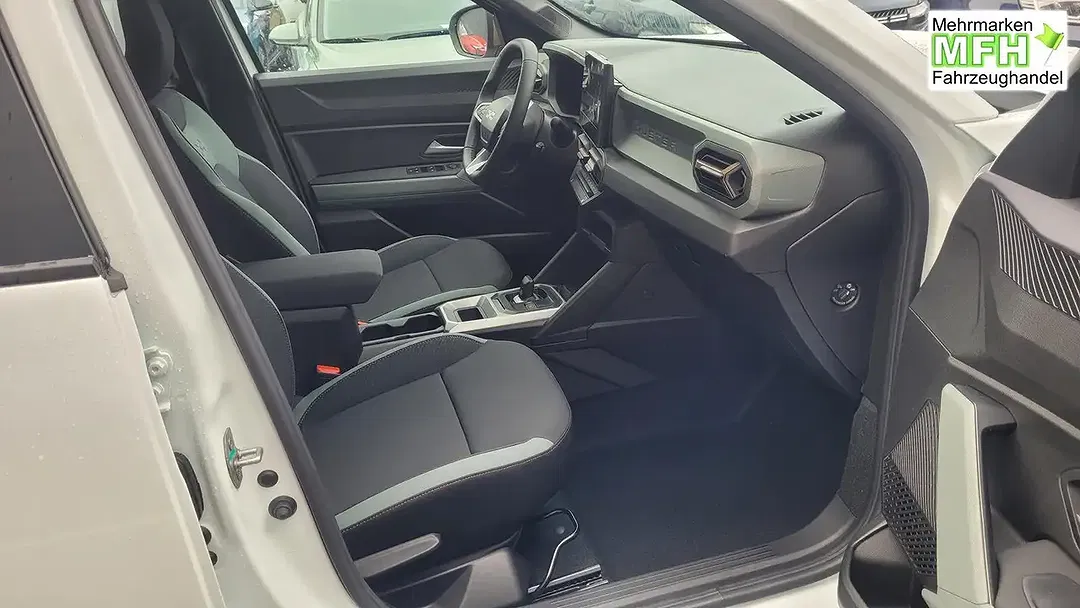 Dacia Duster Hybrid Extreme - Thumbnail 10