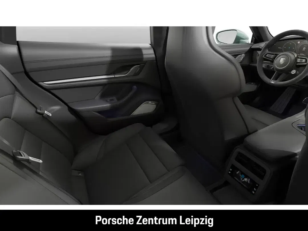 Porsche Taycan Turbo - Thumbnail 10