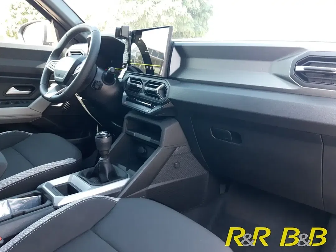 Dacia Bigster TCe Journey - Thumbnail 13