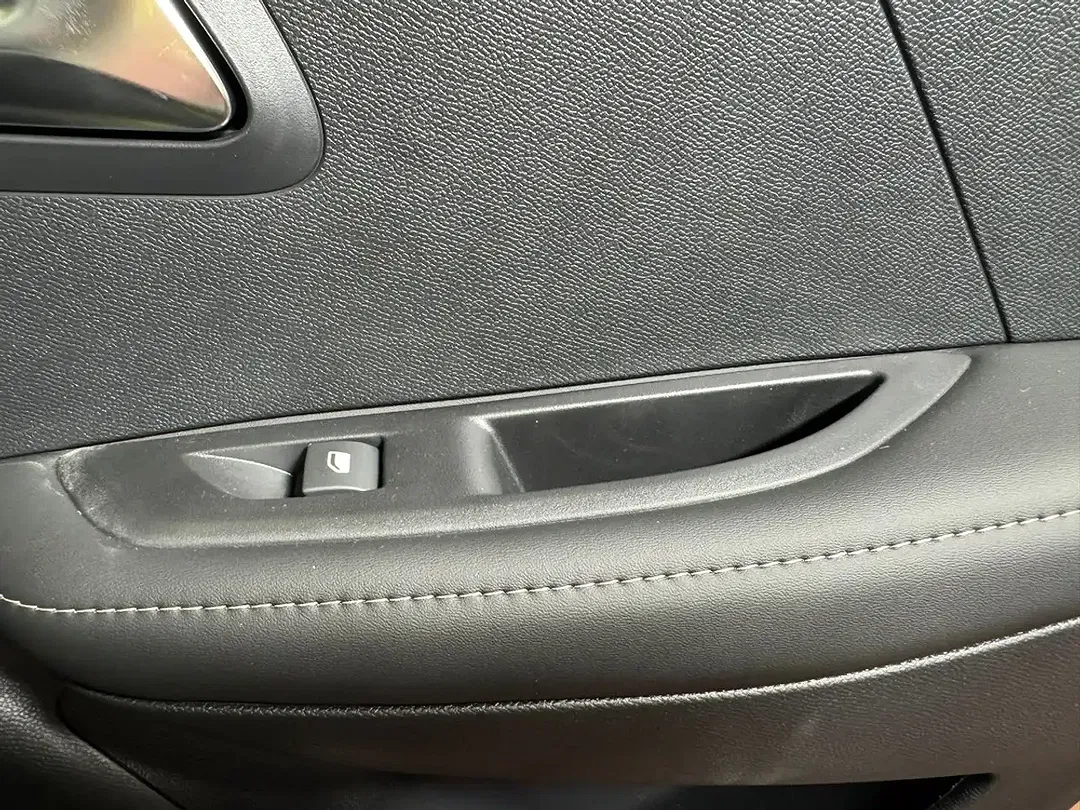 Peugeot 208 100 PureTech Allure - Thumbnail 19