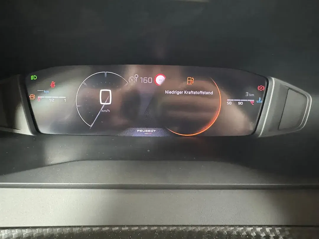 Peugeot 208 100 PureTech Allure - Thumbnail 32
