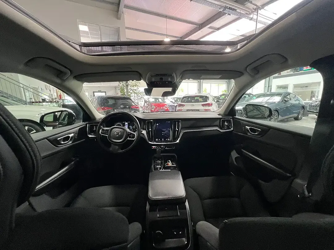 Volvo V60 2.0 Hybrid AUT - Thumbnail 10