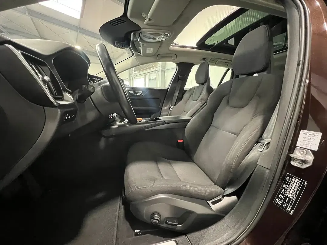 Volvo V60 2.0 Hybrid AUT - foto 15
