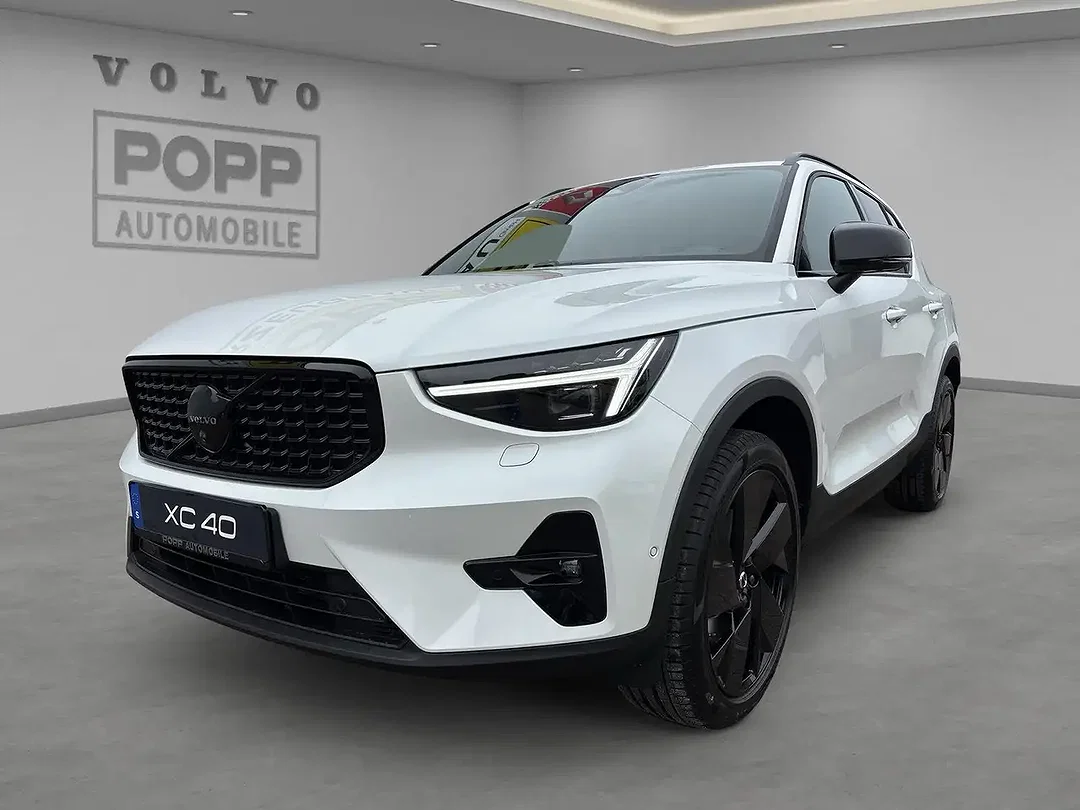Volvo XC40 B3 Plus Black Edition - Afbeelding 1