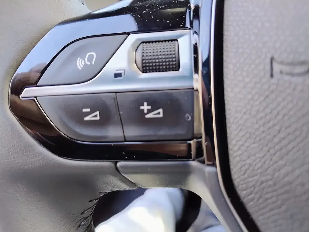 Peugeot 2008 Style - Thumbnail 12