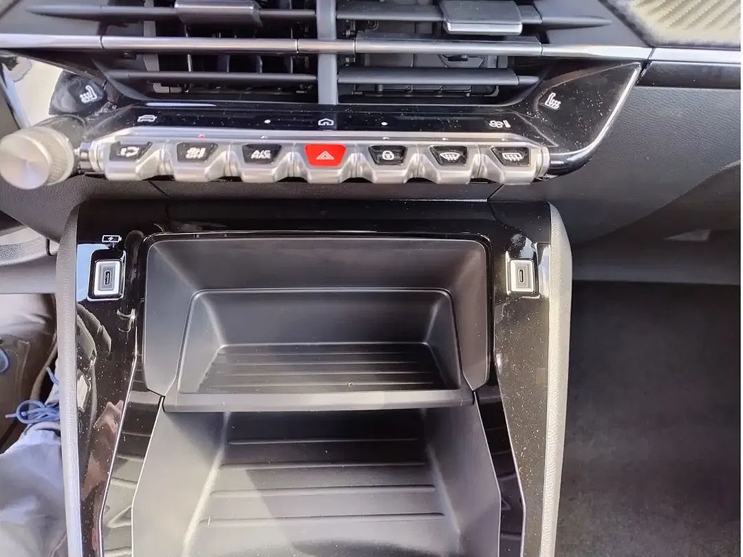 Peugeot 2008 Style - Thumbnail 14