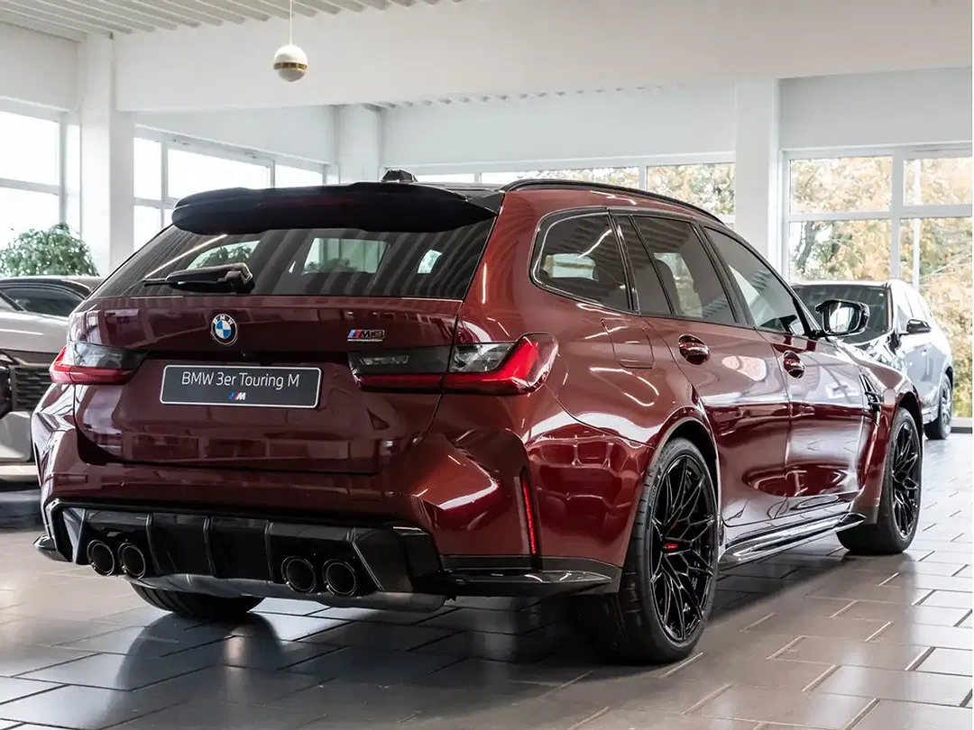 BMW M3 xDrive Competition Touring - Thumbnail 5