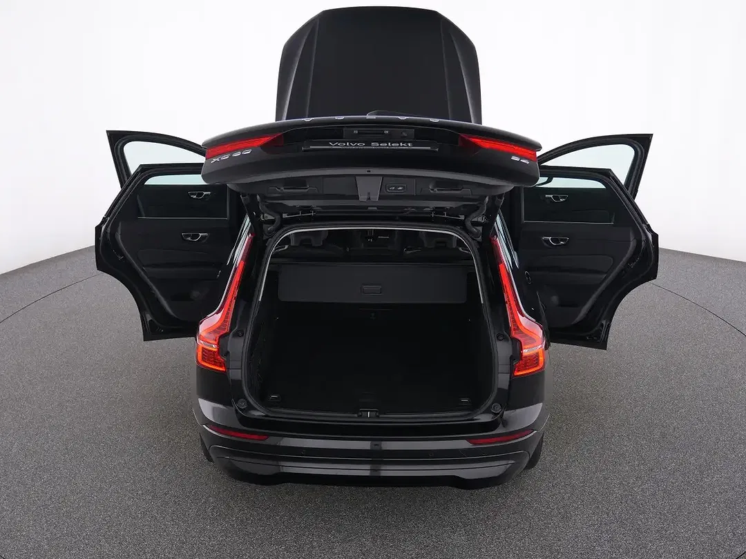 Volvo XC60 B4 Core - Thumbnail 13