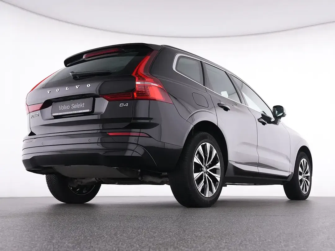 Volvo XC60 B4 Core - Thumbnail 7