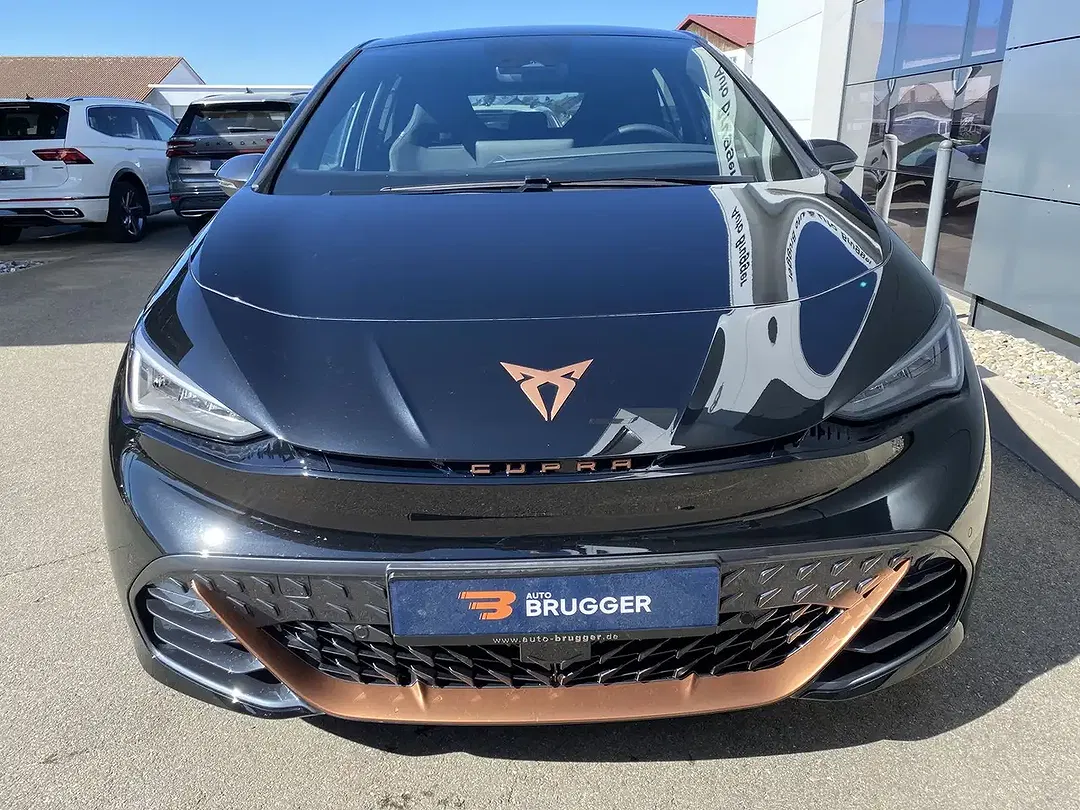 CUPRA Born - Thumbnail 3