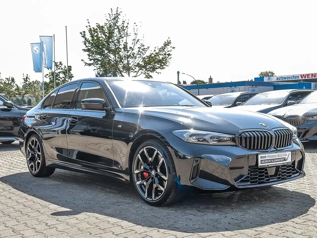 BMW 330 xDrive M Sport Pro - Thumbnail 6