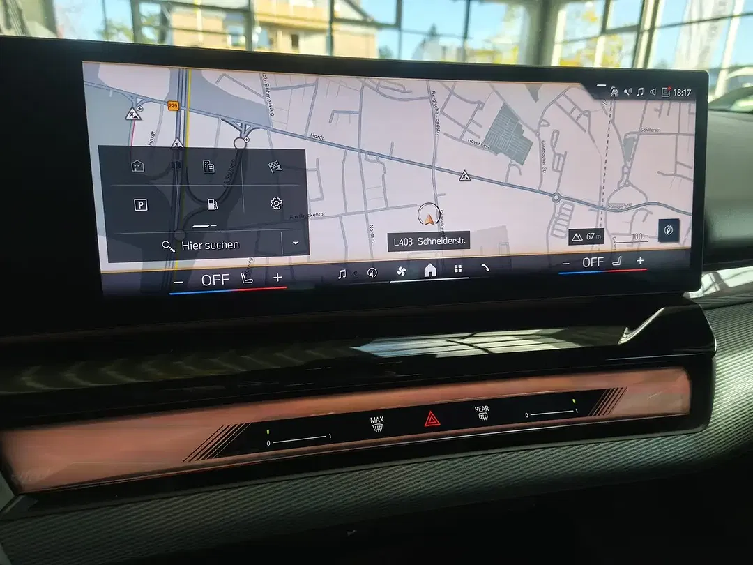 BMW 520 xDrive Touring M Sport - Thumbnail 13