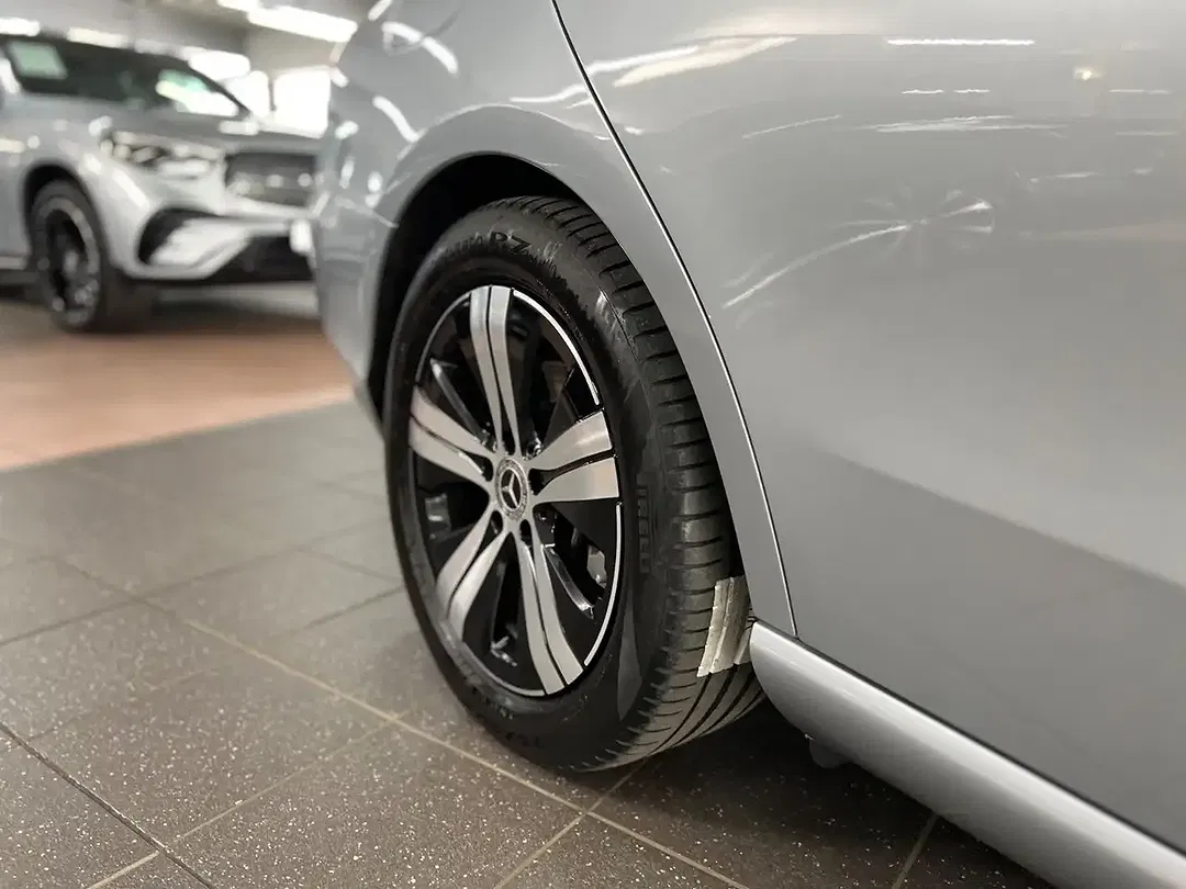 Mercedes-Benz C 220 Avantgarde Night - Thumbnail 11