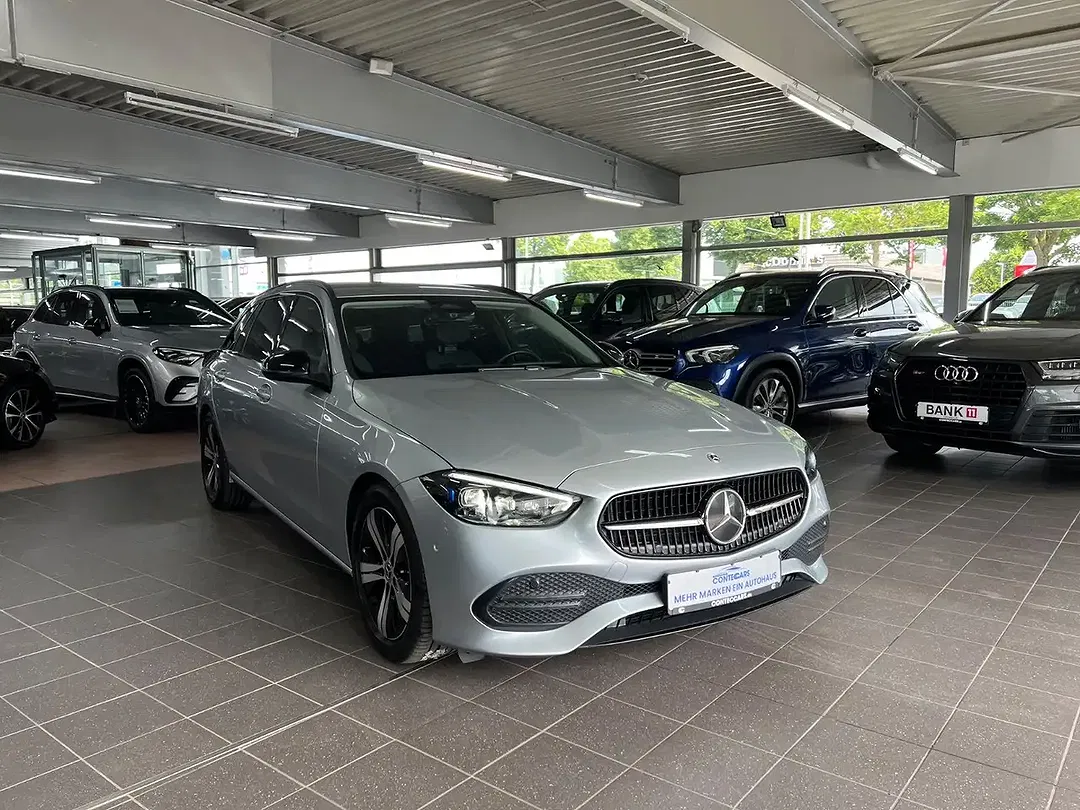 Mercedes-Benz C 220 Avantgarde Night - Thumbnail 4