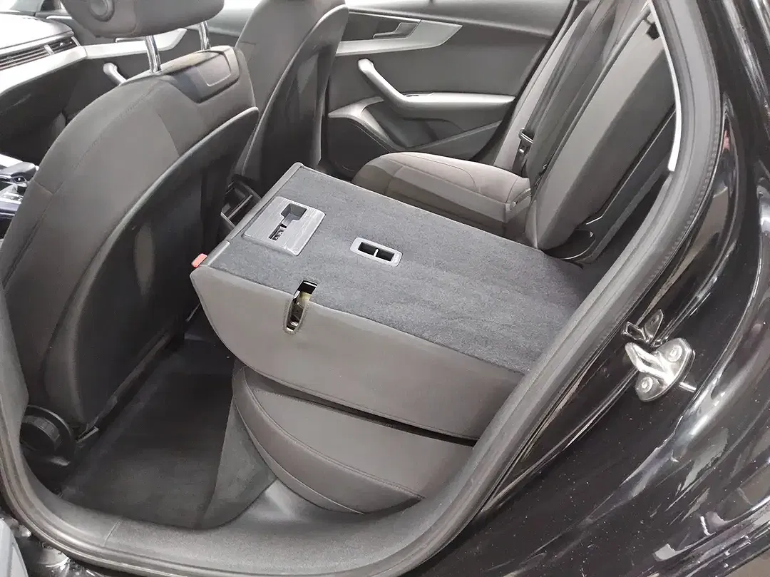 Audi A4 35 TDI Avant - Thumbnail 13