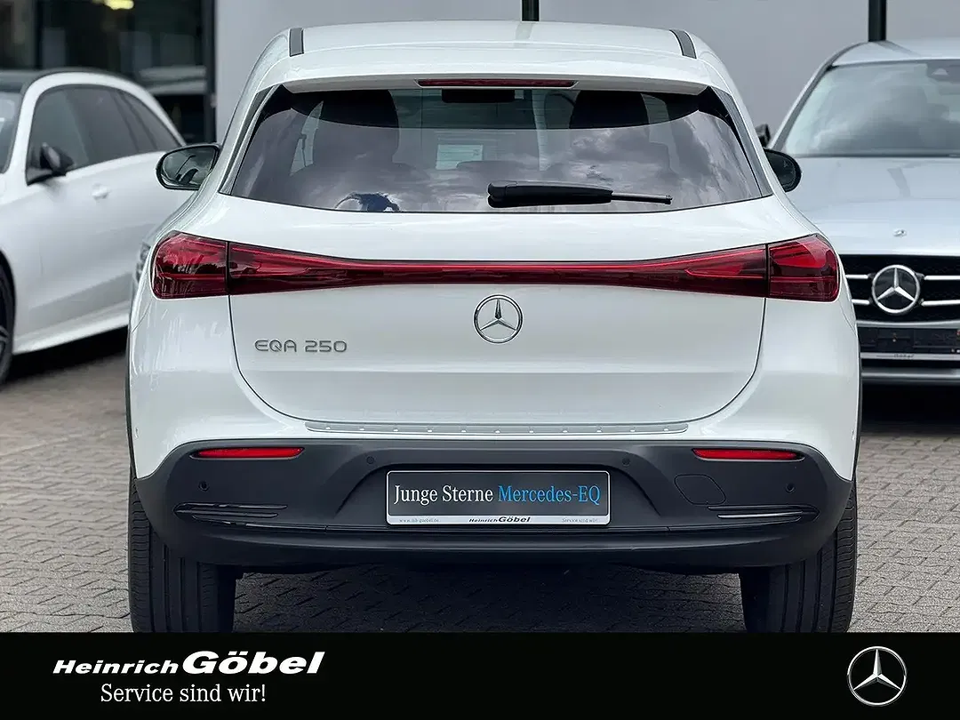 Mercedes-Benz EQA 250 - Thumbnail 5