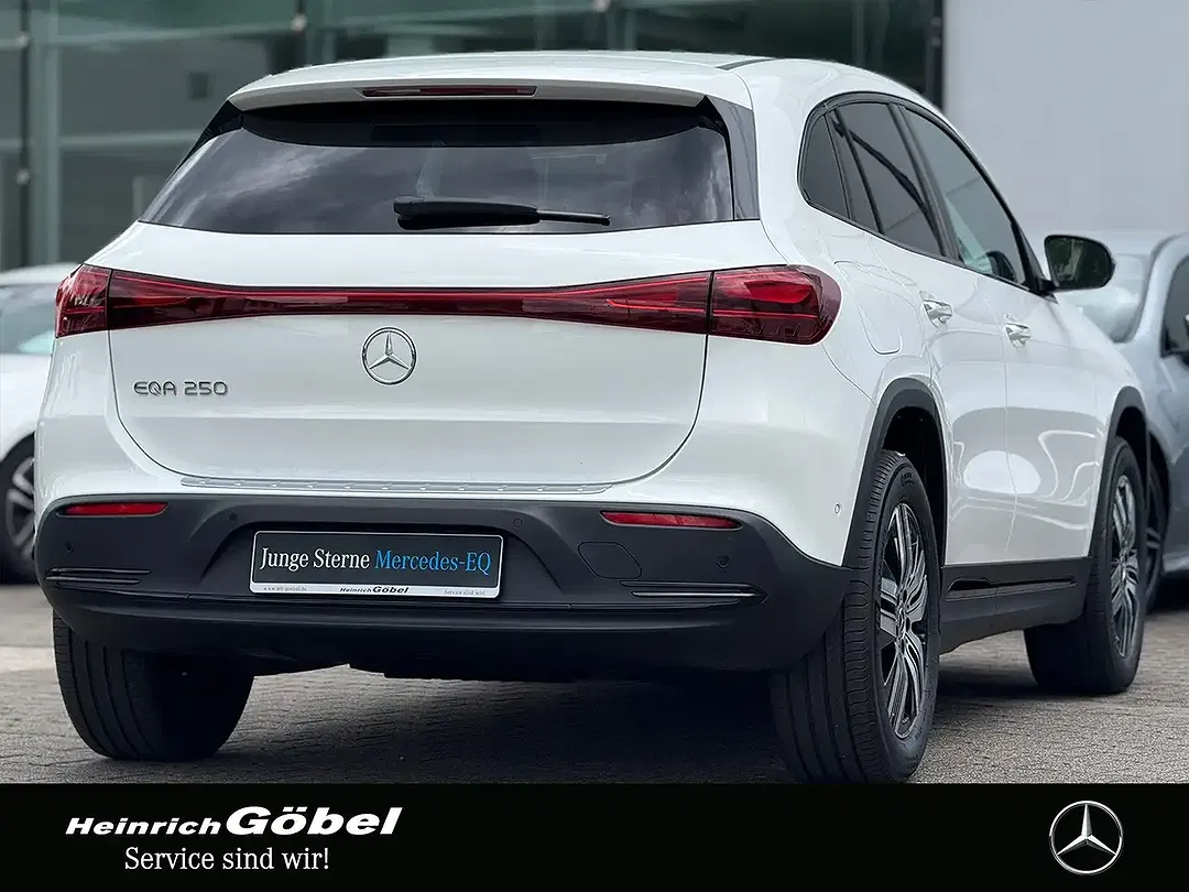 Mercedes-Benz EQA 250 - Thumbnail 6