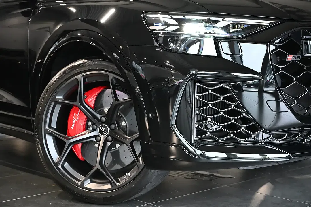 Audi RS Q8 performance - foto 2