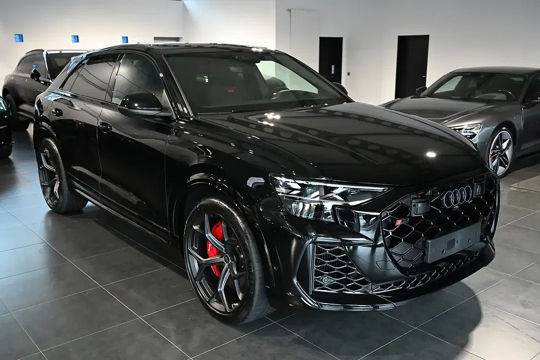 Audi RS Q8 performance - Thumbnail 3