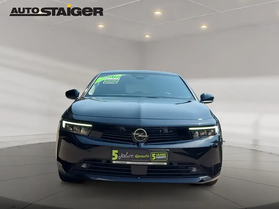 Opel Astra AUT Elegance - Thumbnail 3