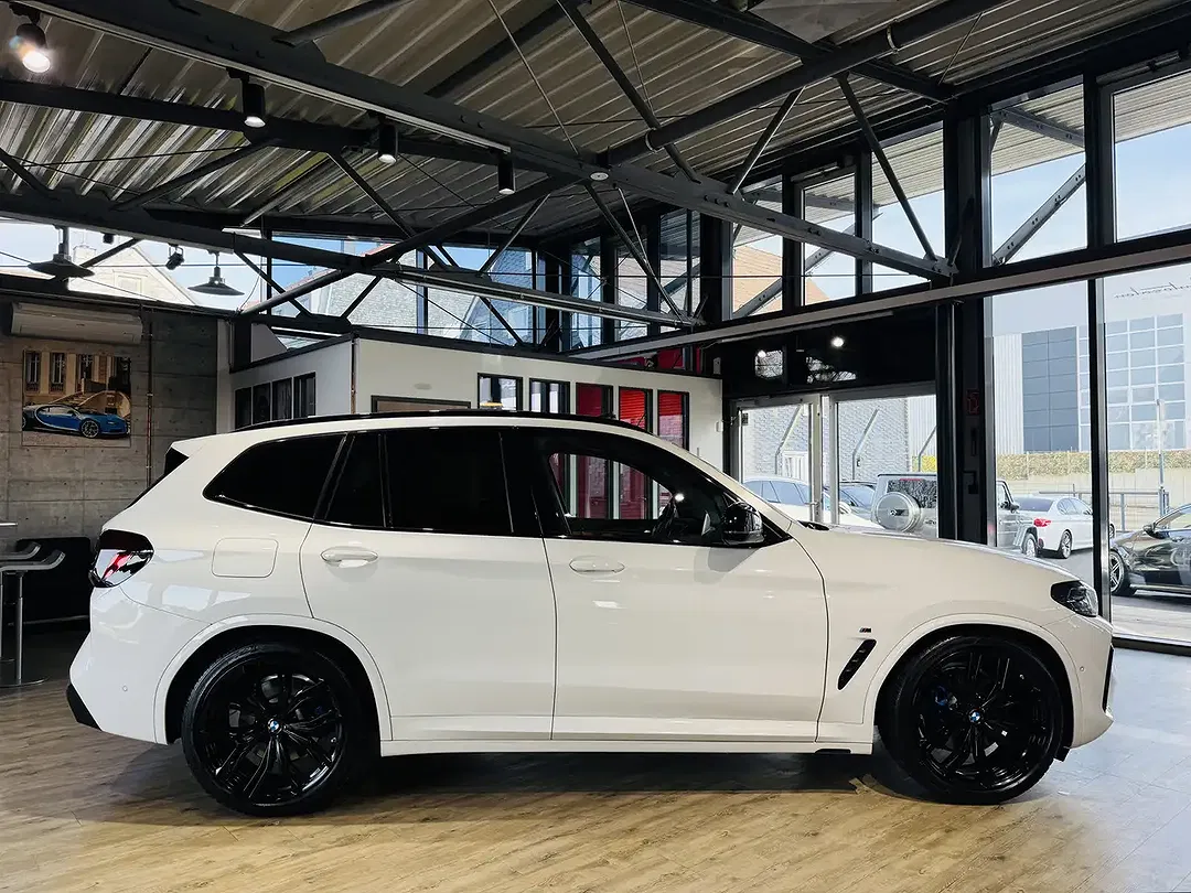 BMW X3 M - Thumbnail 4