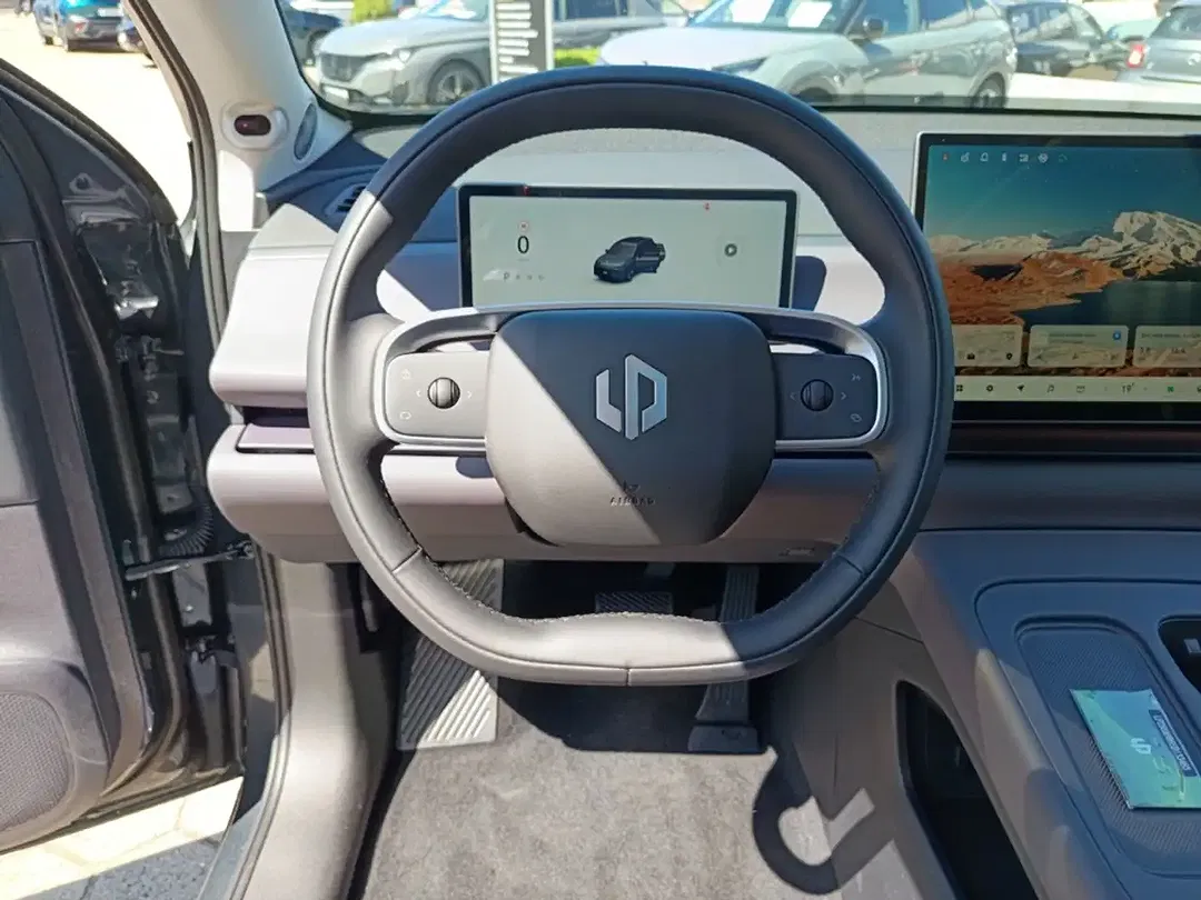 Leapmotor C10 - Thumbnail 12