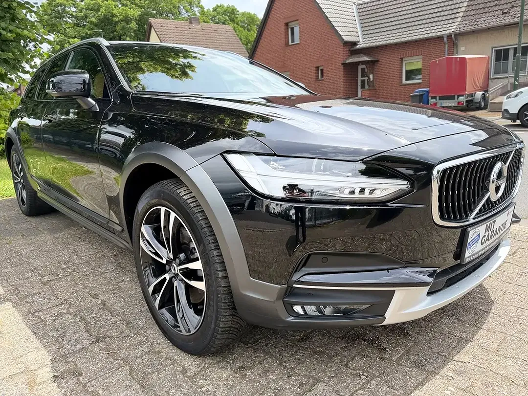 Volvo V90 Cross Country Pro - foto 1