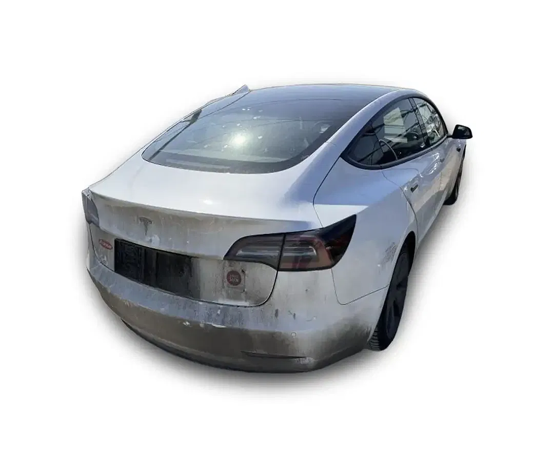 Tesla Model 3 Standard Range Plus - Thumbnail 5