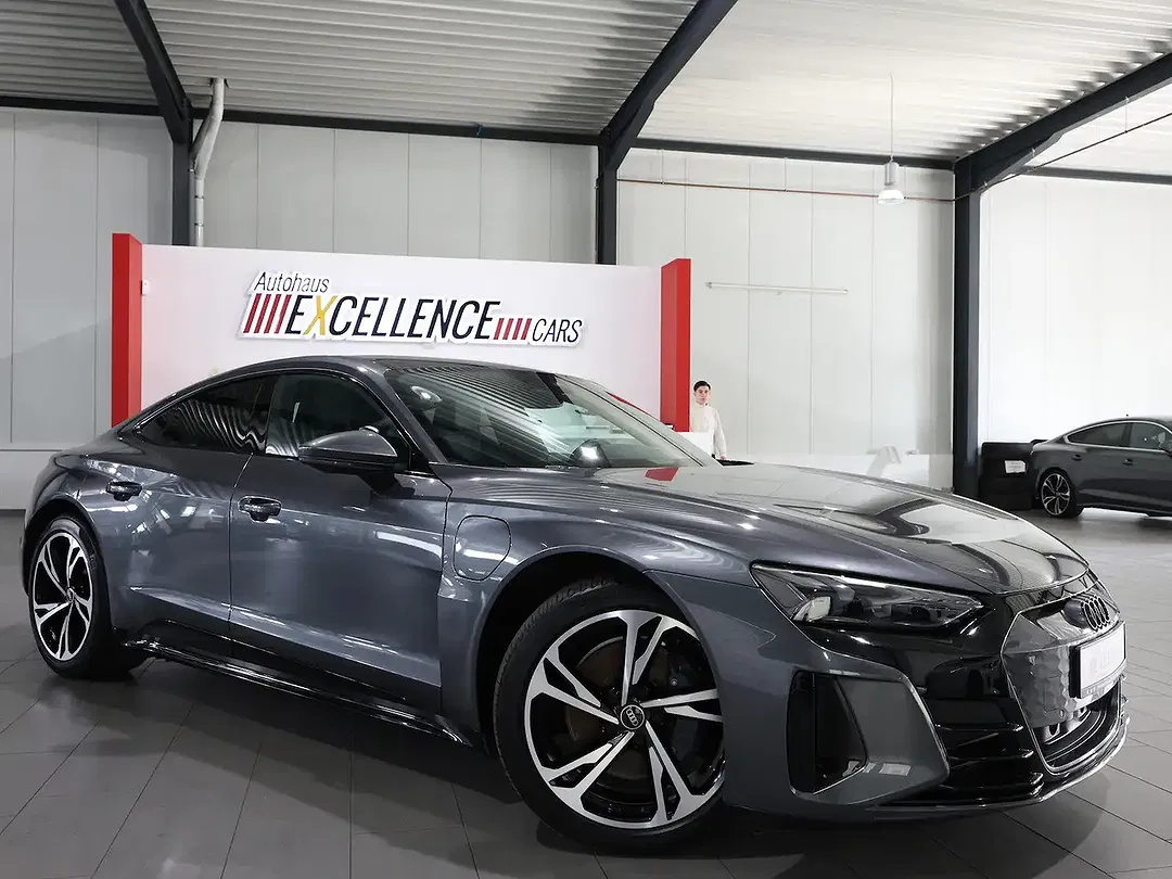 Audi e-tron GT quattro plus - Thumbnail 3