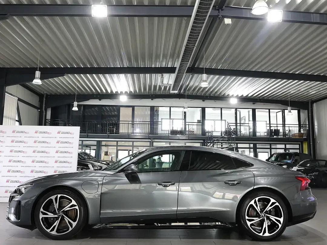 Audi e-tron GT quattro plus - Thumbnail 7