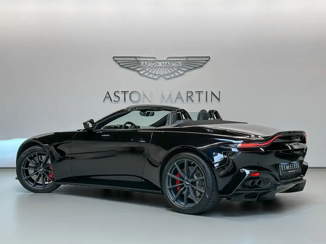 Aston Martin Vantage Roadster - Thumbnail 5