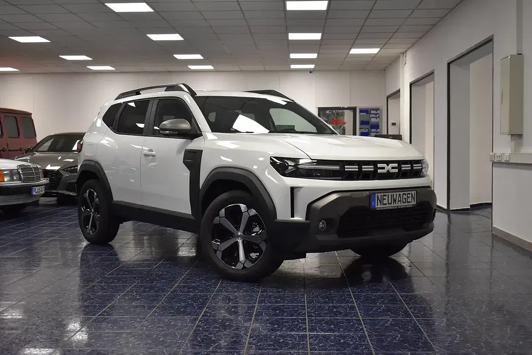 Dacia Duster Hybrid Journey - Thumbnail 13