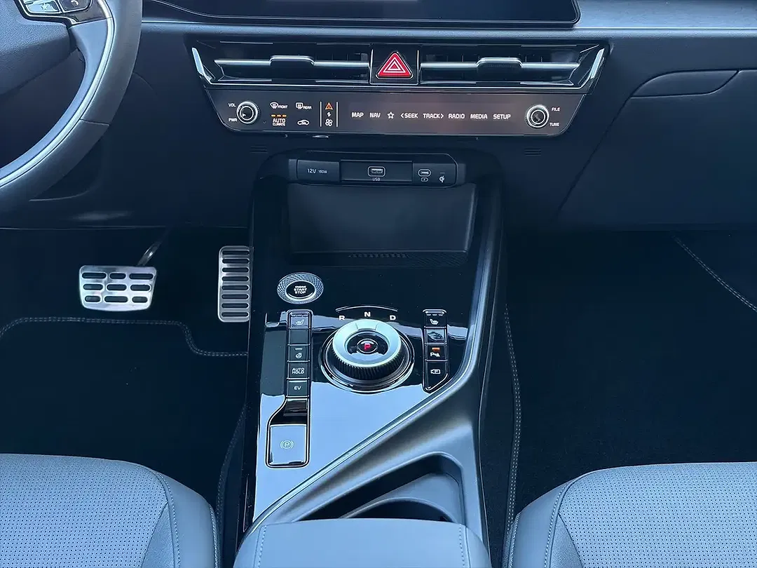Kia Niro 1.6 PHEV DCT Spirit - Thumbnail 14