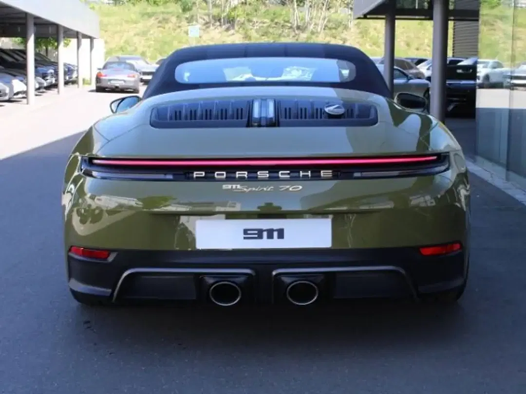 Porsche 992 - Thumbnail 11
