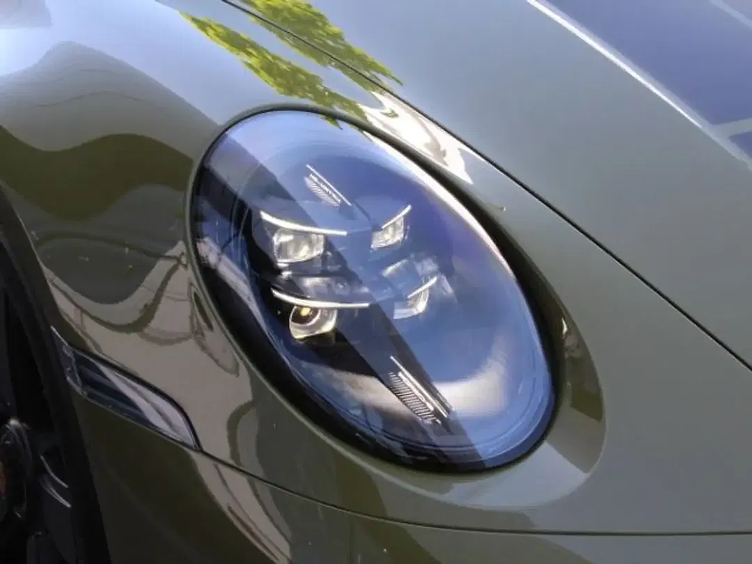 Porsche 992 - Thumbnail 7
