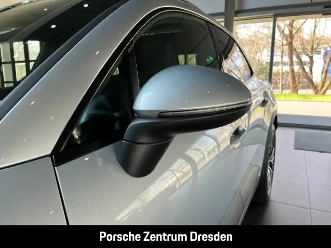 Porsche Macan 4 Sport Chrono - Thumbnail 12