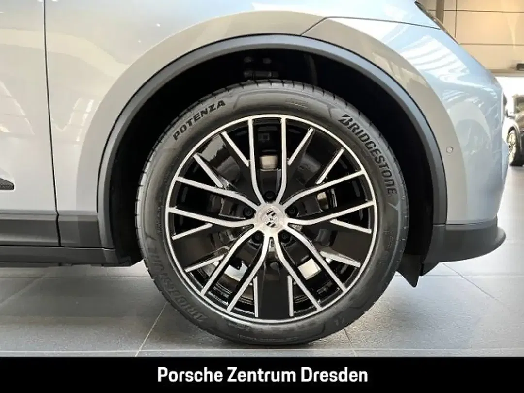 Porsche Macan 4 Sport Chrono - Thumbnail 13