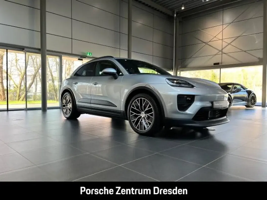 Porsche Macan 4 Sport Chrono - Thumbnail 8