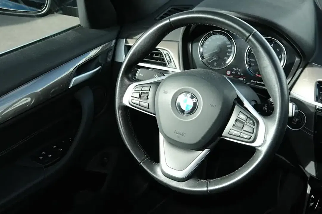 BMW X1 xLine - Thumbnail 10