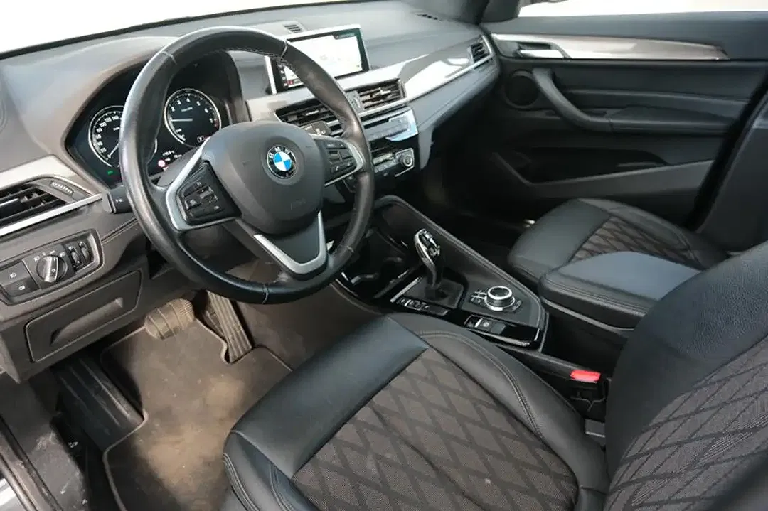 BMW X1 xLine - Thumbnail 6