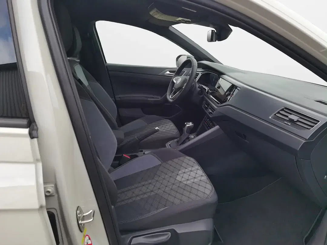 Volkswagen Taigo 1.5 TSI DSG R-Line Black Style - Thumbnail 13
