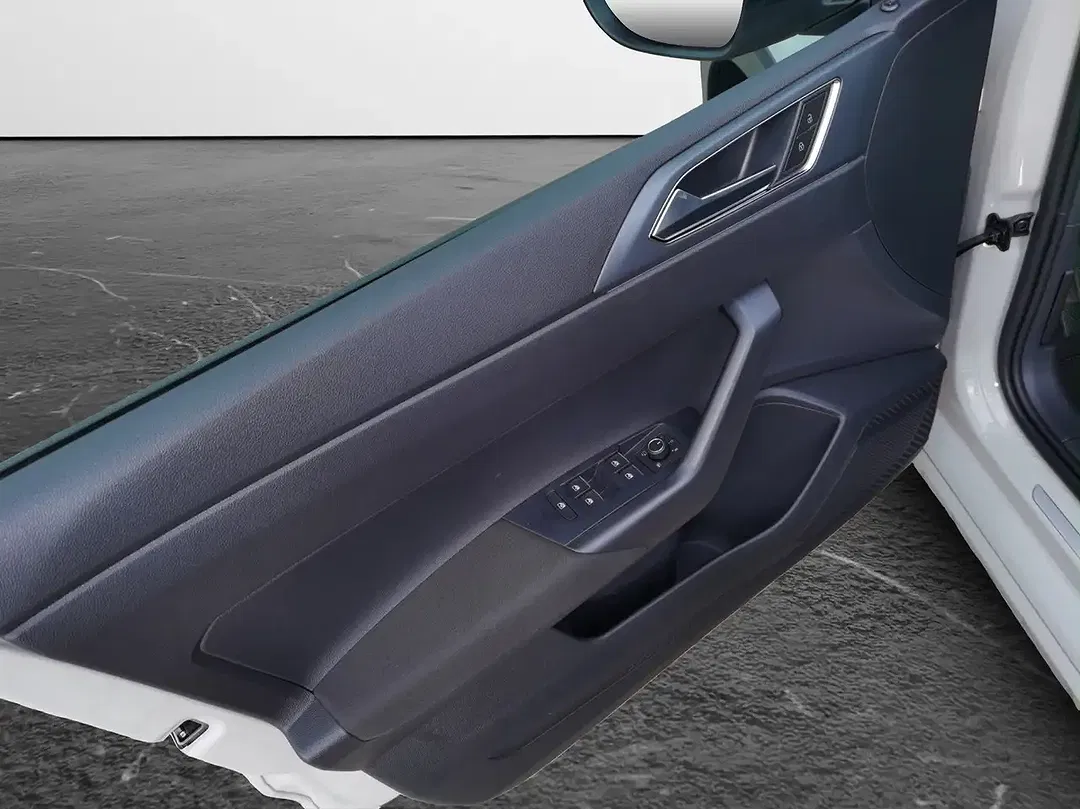 Volkswagen Taigo 1.5 TSI DSG R-Line Black Style - Thumbnail 6