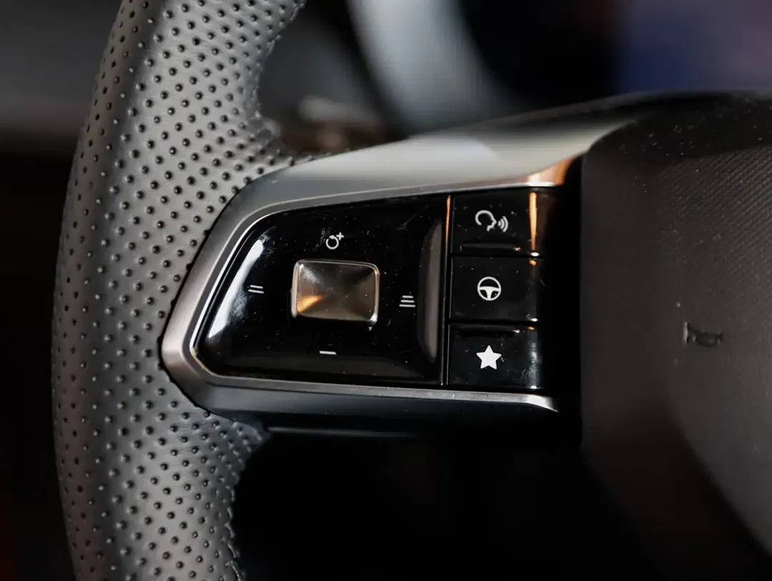 MG ZS 1.5 Hybrid+ Luxury - Thumbnail 10