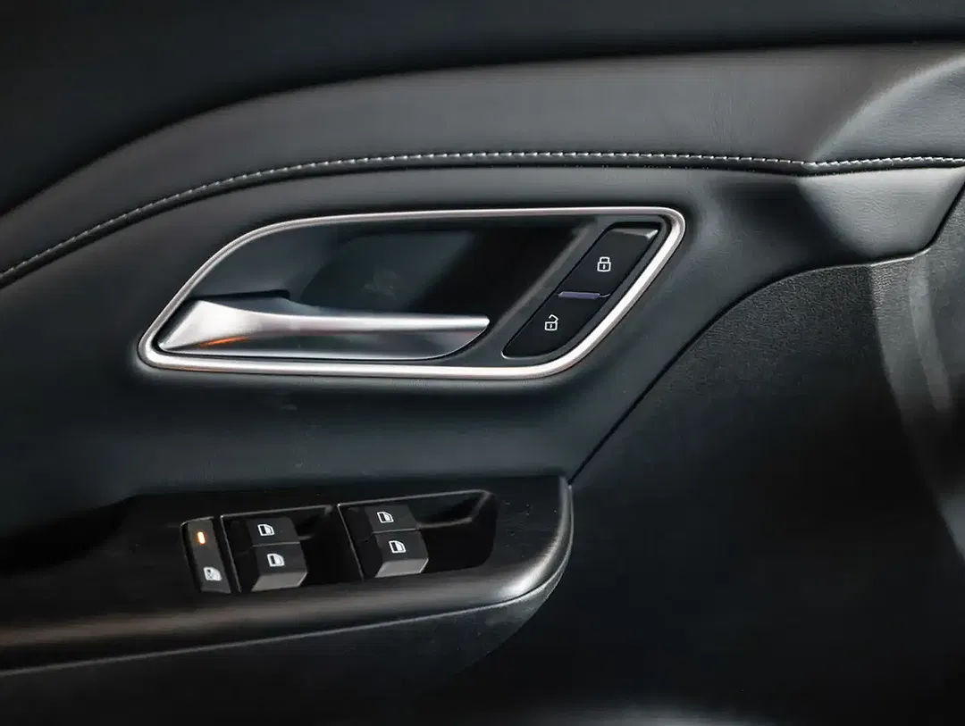 MG ZS 1.5 Hybrid+ Luxury - Thumbnail 9