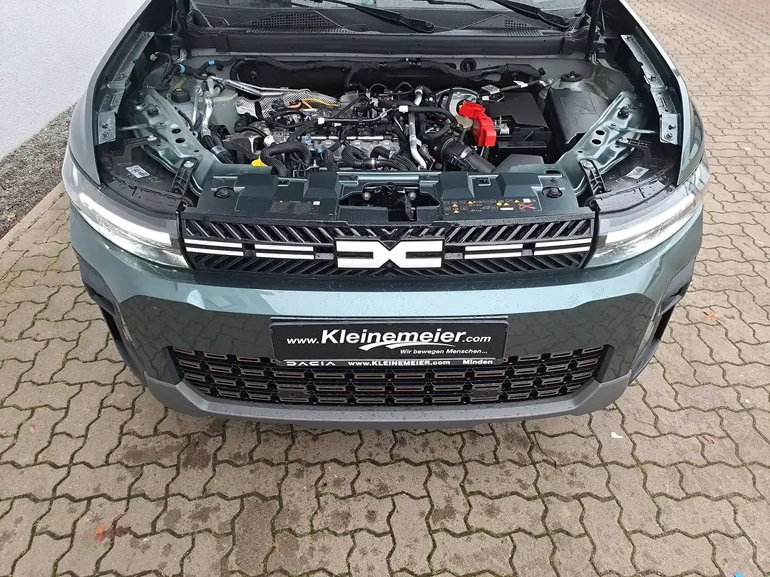 Dacia Bigster TCe 4x4 MHEV Extreme - Thumbnail 7