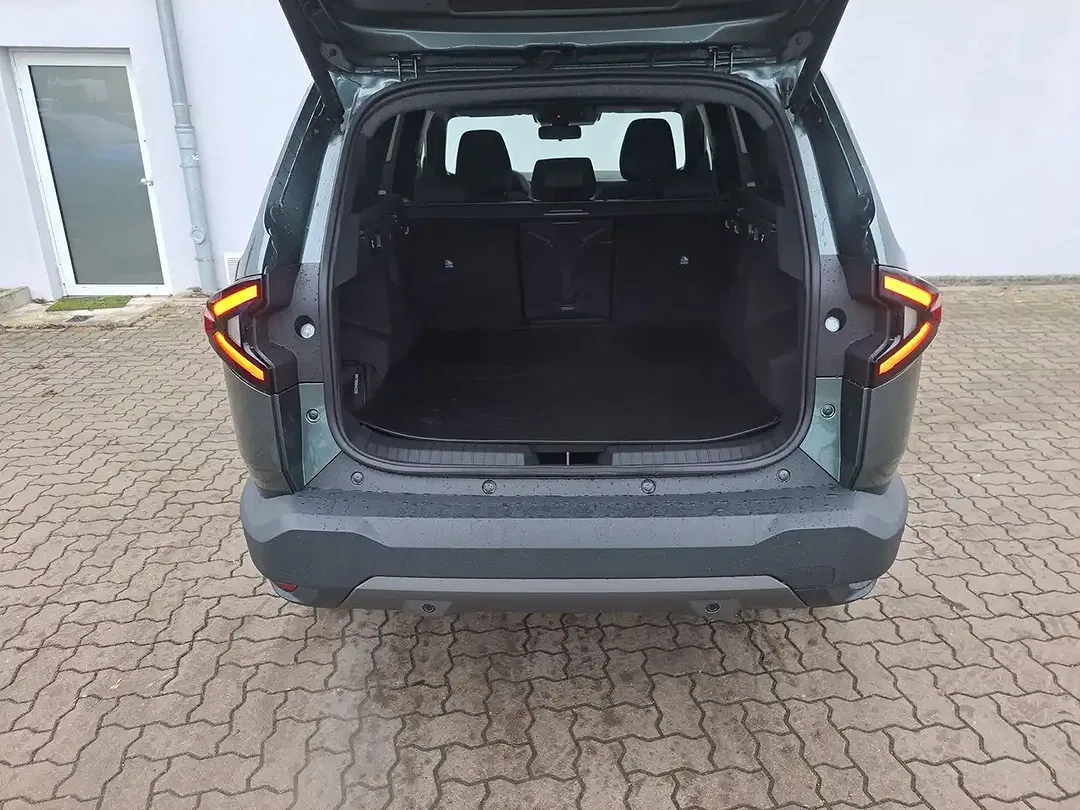 Dacia Bigster TCe 4x4 MHEV Extreme - Thumbnail 8