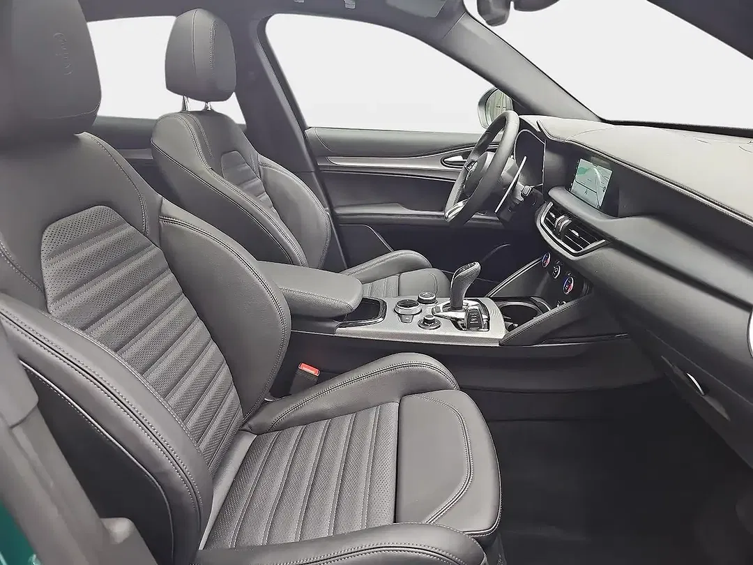 Alfa Romeo Stelvio 2.2 16V Diesel Q4 Veloce - Thumbnail 16