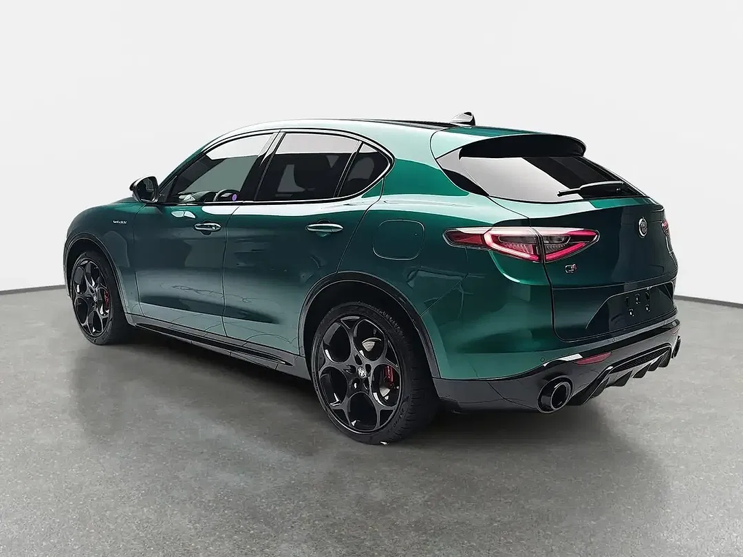 Alfa Romeo Stelvio 2.2 16V Diesel Q4 Veloce - Thumbnail 4